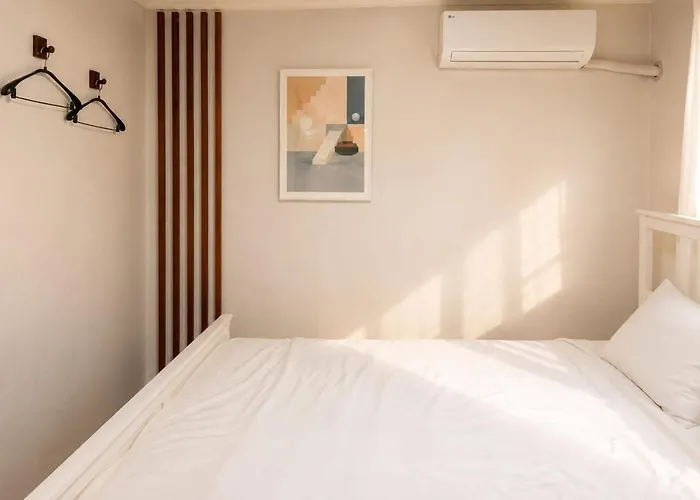Appartement Mono - Cozy & Quiet Local In