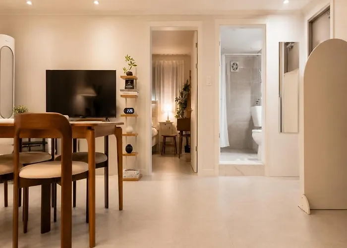 Appartement Mono - Cozy & Quiet Local In